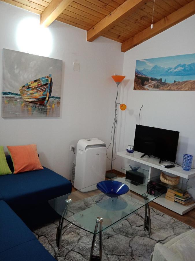 Ivankovic * Stari Grad (Hvar)